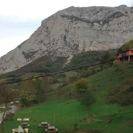 Отель Plaza Teverga Ла-Пласа