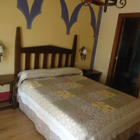 Hotel Plaza Teverga 3*