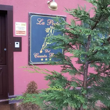 Отель Plaza Teverga Ла-Пласа